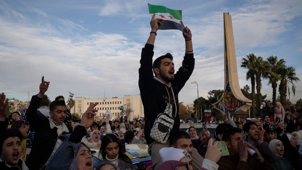 Thousands of Syrians Gather for First Friday Prayers Since Fall of Assad